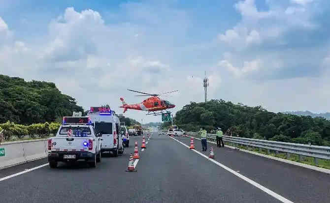 兰陵高速公路汽车救援案例