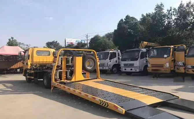 兰陵汽车中途维修案例